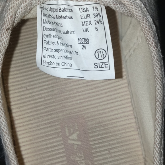 American Eagle lace up sneakers - Picture 3 of 4